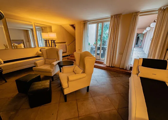 Affittacamere Santa Maria Foris 4*